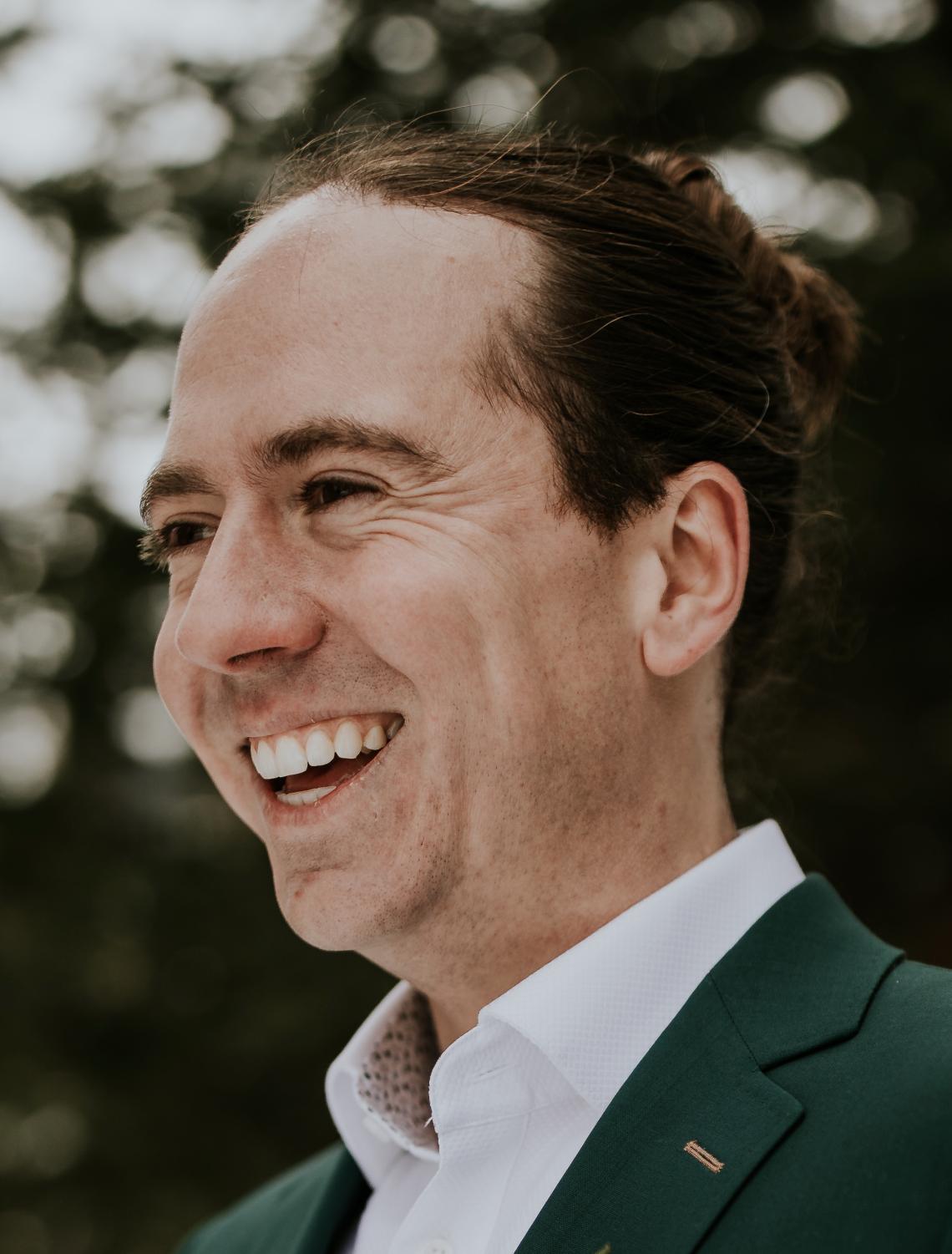 Dr. Michael Asmussen